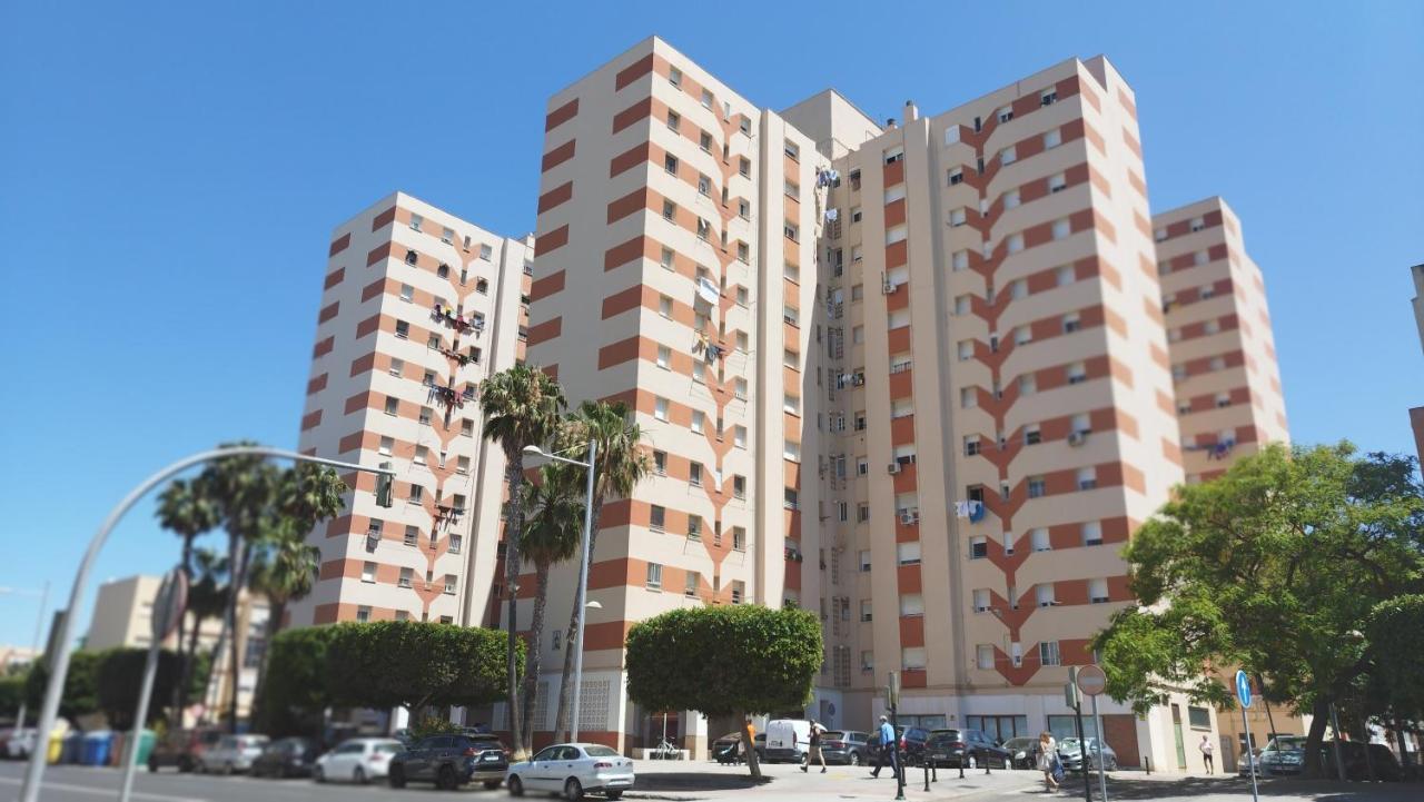 Estadio 3 Cádiz Kültér fotó